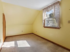 4 Moran St, Gardner MA 01440