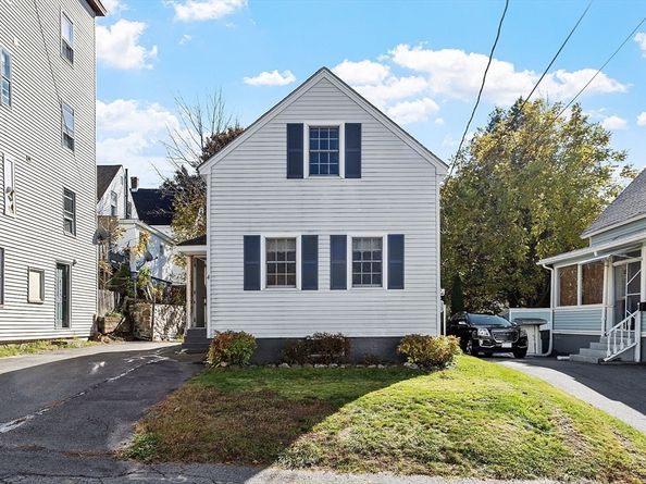 4 Moran St, Gardner MA 01440