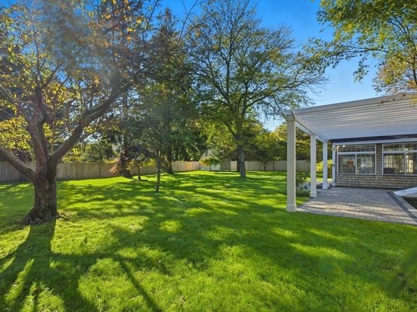 105 Cedar Acres Rd, Marshfield MA 02050
