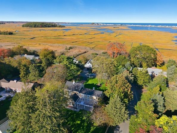 105 Cedar Acres Rd, Marshfield MA 02050