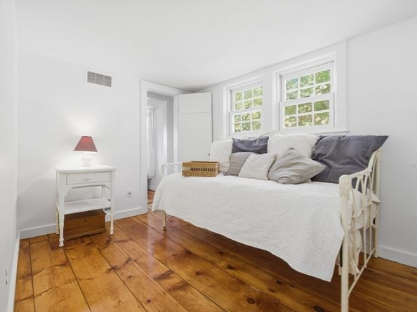 36 Concord Rd, Sudbury MA 01776