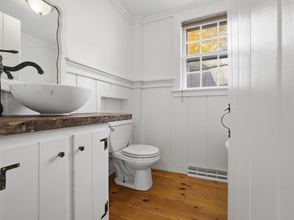 36 Concord Rd, Sudbury MA 01776