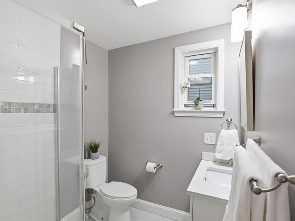 10 Elliott Place 1R, Peabody MA 01960