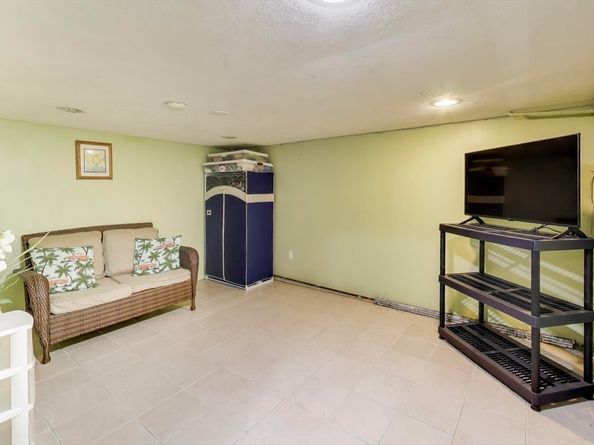 3 River St Ct, Lynn MA 01905