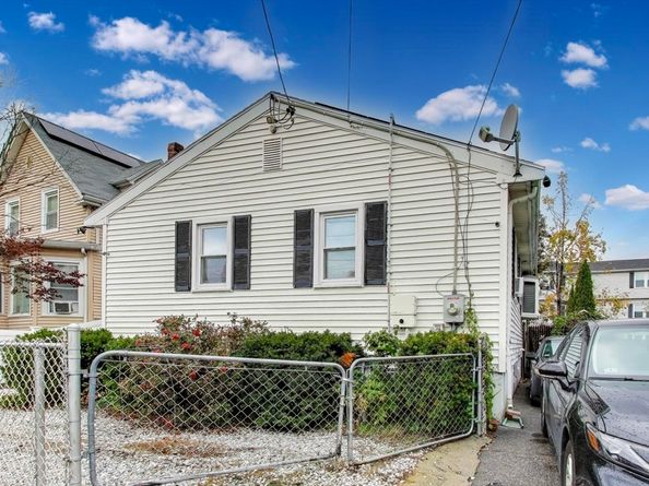 3 River St Ct, Lynn MA 01905
