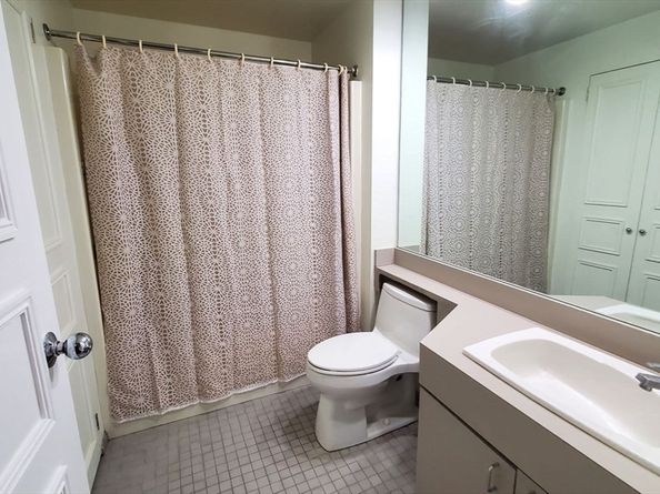 1 Adams St 707, Quincy MA 02169