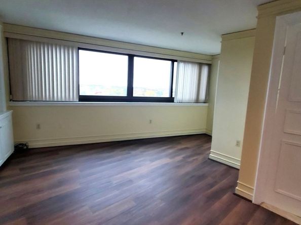 1 Adams St 707, Quincy MA 02169