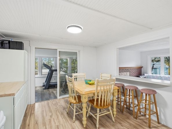 18 Mumford Rd, Sutton MA 01590