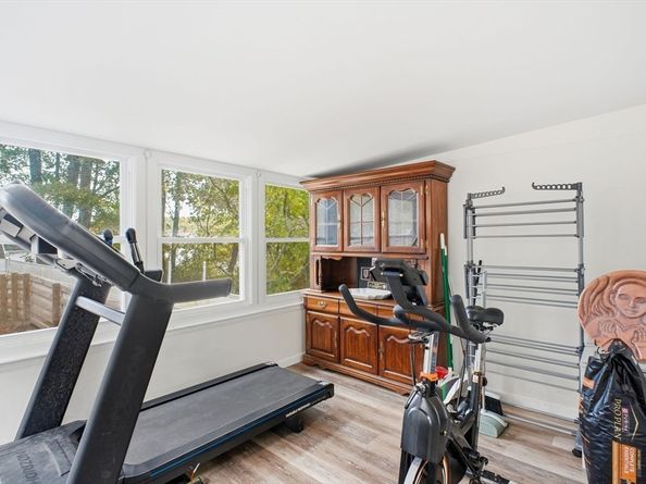 18 Mumford Rd, Sutton MA 01590