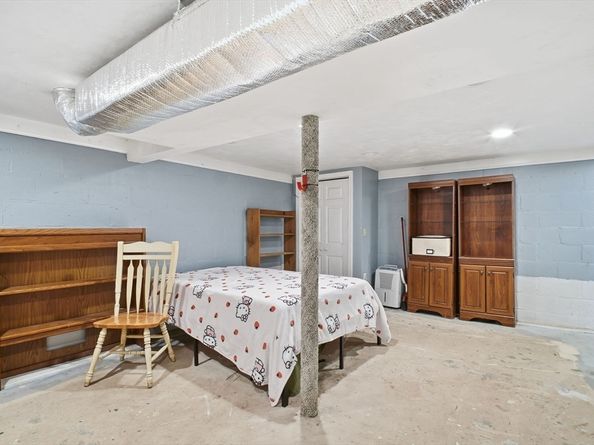 18 Mumford Rd, Sutton MA 01590