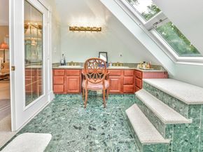 23 Tonawanda St, Boston MA 02124