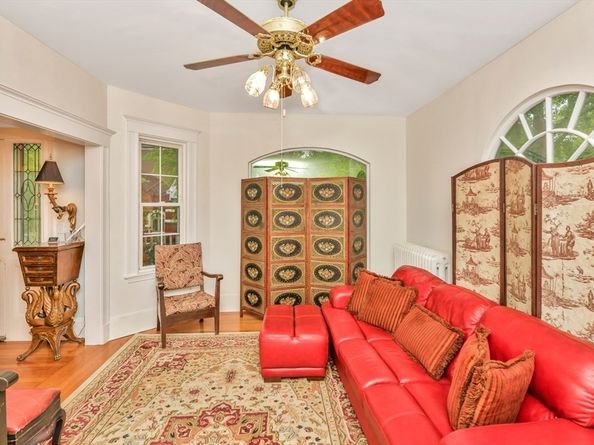 23 Tonawanda St, Boston MA 02124