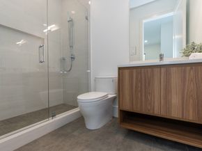 63 Drumlin Rd, Newton MA 02459