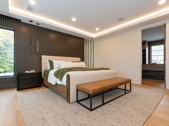 63 Drumlin Rd, Newton MA 02459