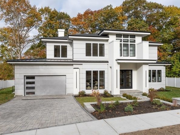 63 Drumlin Rd, Newton MA 02459