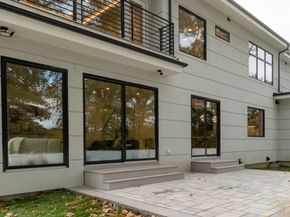 63 Drumlin Rd, Newton MA 02459