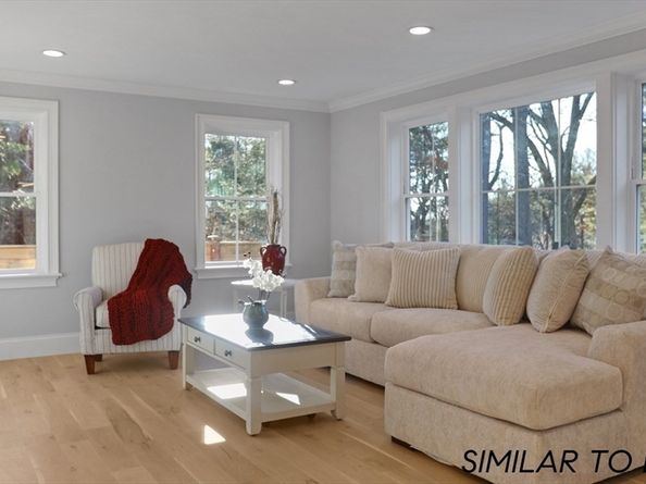 10 Webber Avenue 3C, Bedford MA 01730