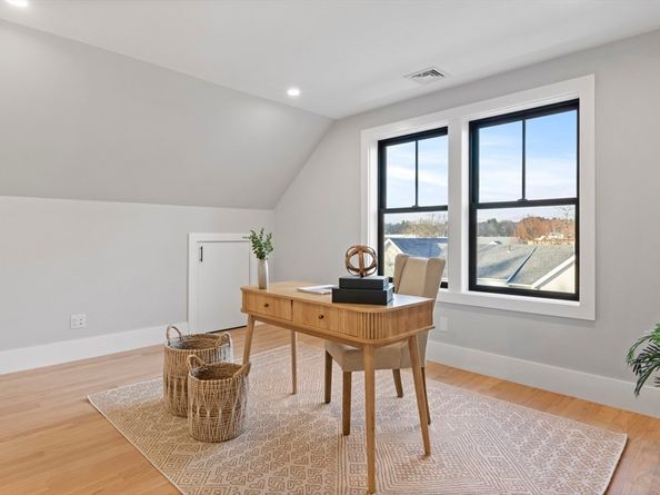 10 Webber Avenue 3C, Bedford MA 01730