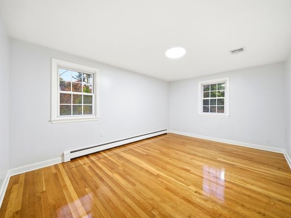 30 Bullard St, Sharon MA 02067