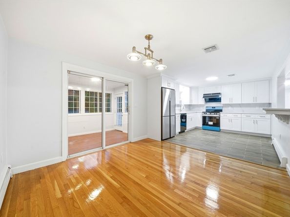 30 Bullard St, Sharon MA 02067