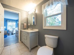 11 Edgeworth Street, Billerica MA 01821