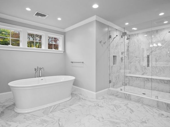 25 Flintlock Road, Lexington MA 02420