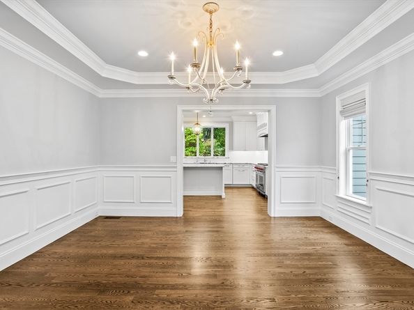 25 Flintlock Road, Lexington MA 02420