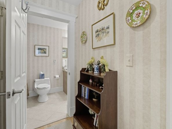 3 Warren Dr, Middleton MA 01949