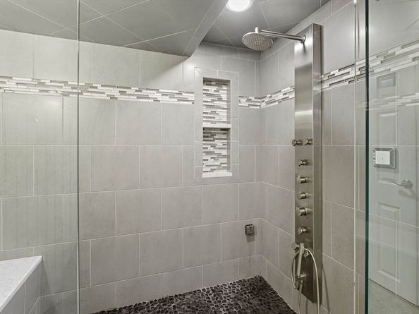 3 Warren Dr, Middleton MA 01949