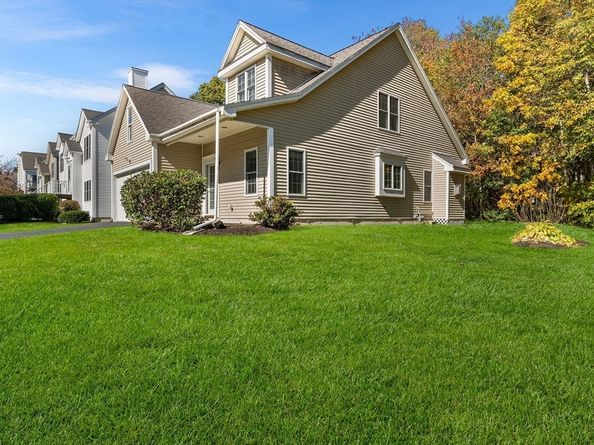 26 Zain Cir 26, Milford MA 01757