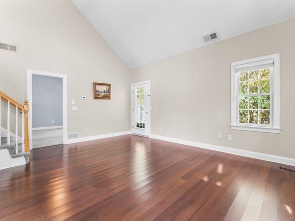 26 Zain Cir 26, Milford MA 01757