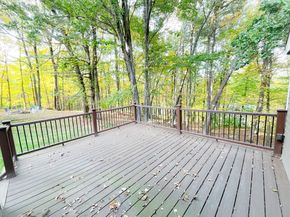 47 Banbury Lane, Holden MA 01520