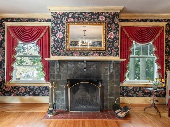 19 Kenilworth Road, Worcester MA 01602