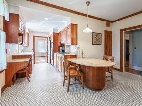 19 Kenilworth Road, Worcester MA 01602