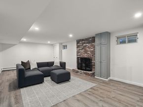 150 Country Club Rd, Newton MA 02459