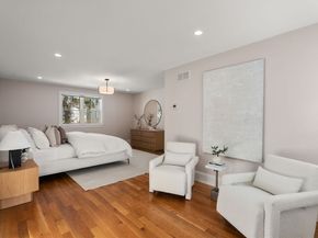 150 Country Club Rd, Newton MA 02459