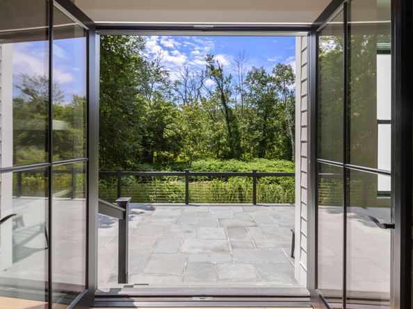 317 Park Street, New Canaan CT 06840