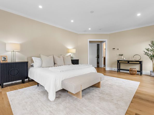 317 Park Street, New Canaan CT 06840