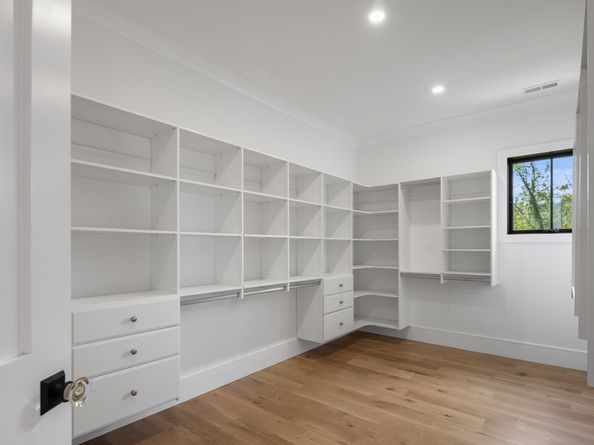 317 Park Street, New Canaan CT 06840