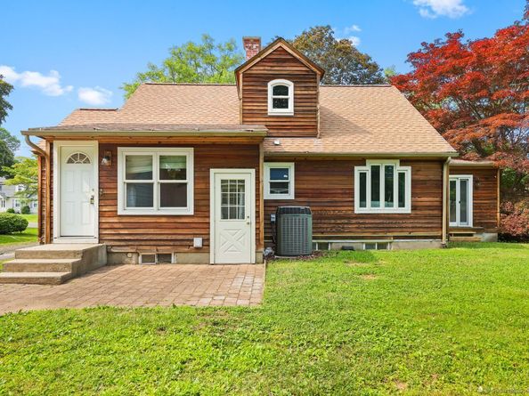 2851 Old Town Road, Bridgeport CT 06606