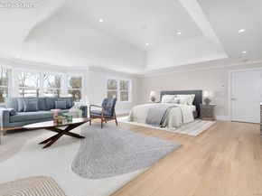 40 Hoyclo Road, Stamford CT 06903