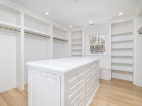 40 Hoyclo Road, Stamford CT 06903