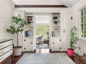 Undisclosed Address #24026683, Stamford CT 06903