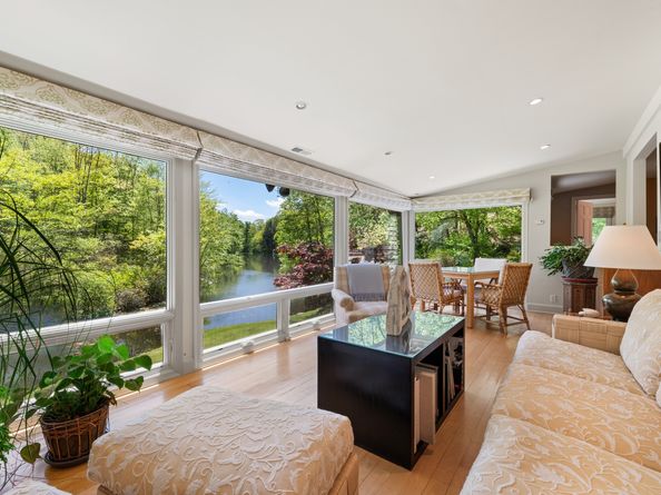 Undisclosed Address #24026683, Stamford CT 06903