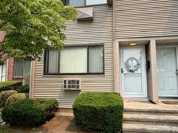 168 Belltown Road 29, Stamford CT 06905