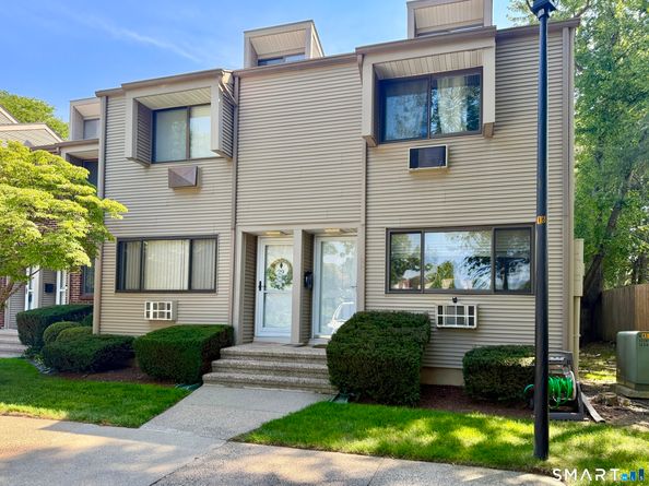 168 Belltown Road 29, Stamford CT 06905