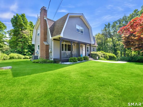 11 Birdseye Rd Extension, Shelton CT 06484