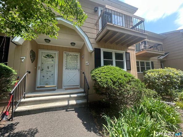 5 Deer Run 5, Bethel CT 06801