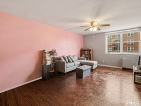 2370 North Avenue 4C, Bridgeport CT 06604