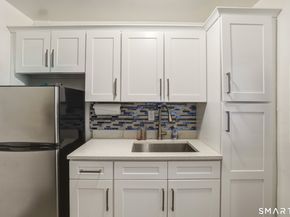 2370 North Avenue 4C, Bridgeport CT 06604